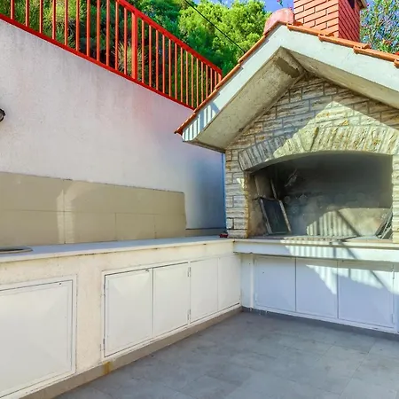 Vikendica Desideria *