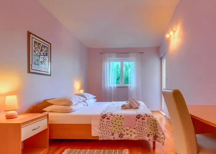 Desideria بيت للعطل